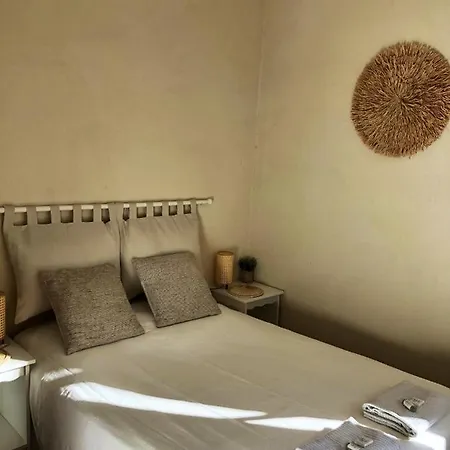 Сasa de vacaciones Maison Authentique A Avec Terrasse, Air Conditionne.