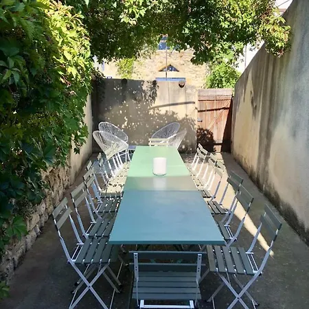 Maison Authentique A Avec Terrasse, Air Conditionne.
