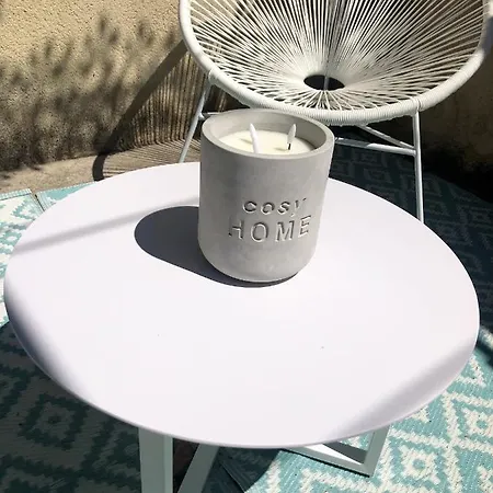 Maison Authentique A Avec Terrasse, Air Conditionne. * Montfrin