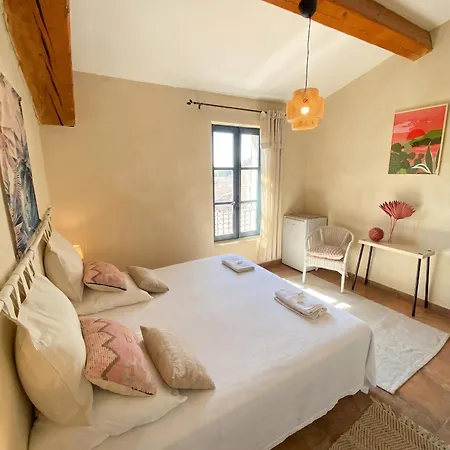 Maison Authentique A Avec Terrasse, Air Conditionne. *